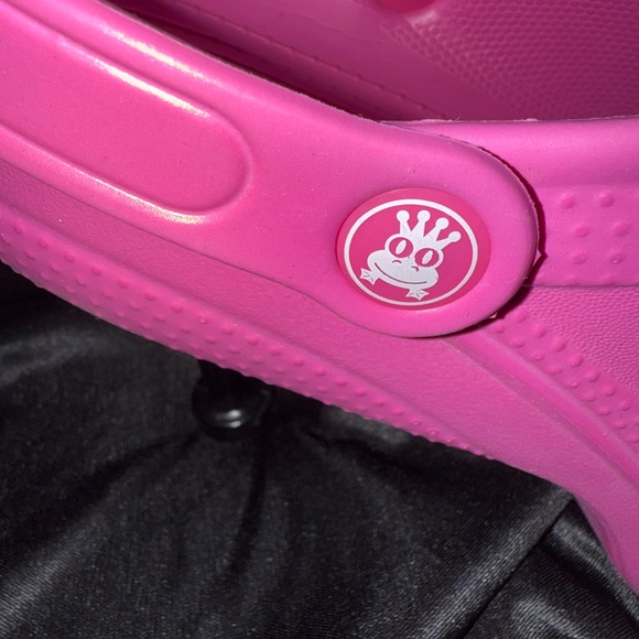 CrocsWithHeels - Picture 3 of 10